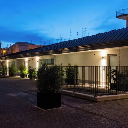 فندق Spazio Gagarin 3*