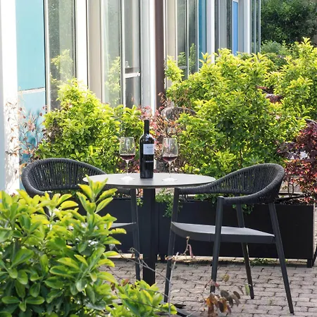 فندق Spazio Gagarin 3*